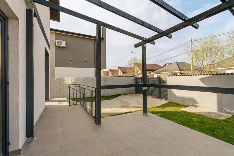 Vila noua individuala Tineretului, langa gradinita noua.