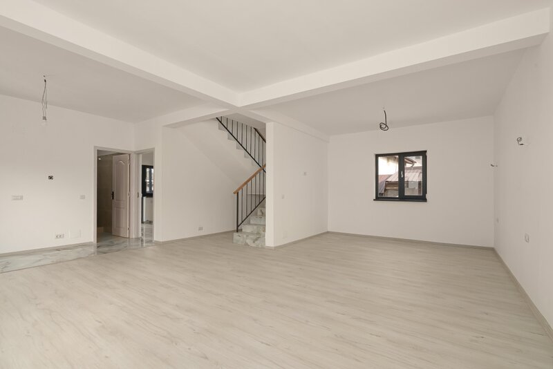 Vila noua individuala Tineretului, langa gradinita noua.