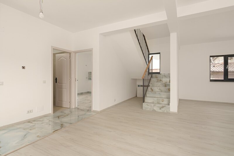 Vila noua individuala Tineretului, langa gradinita noua.