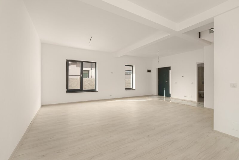 Vila noua individuala Tineretului, langa gradinita noua.